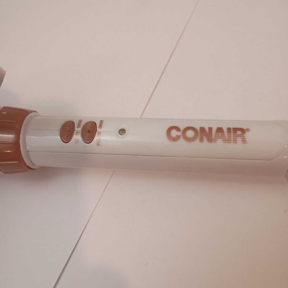 Conair Double Ceramic Curling Iron, 1.5 Inch Curling Iron, White/Rose Gold - Picture 5 of 7